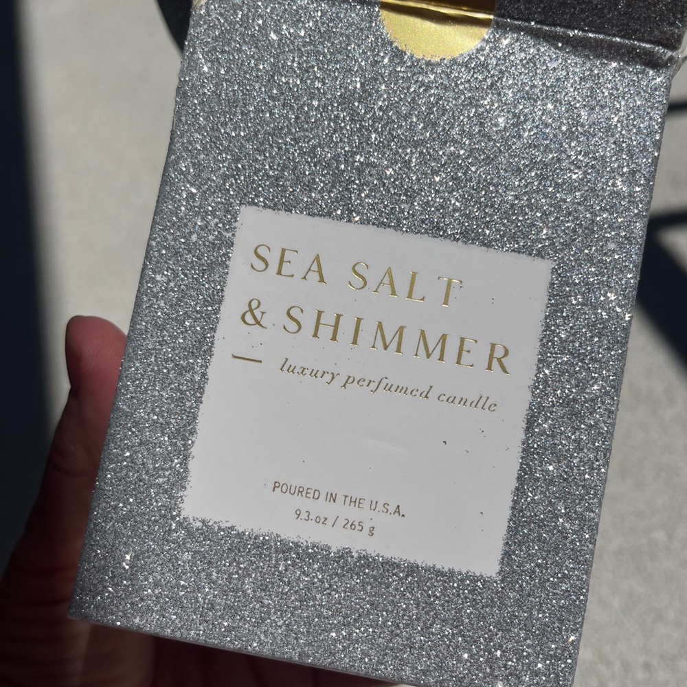 ❄️ J.Crew x Illume Luxury Perfumed Candle - Sea Salt & Snow ✨
